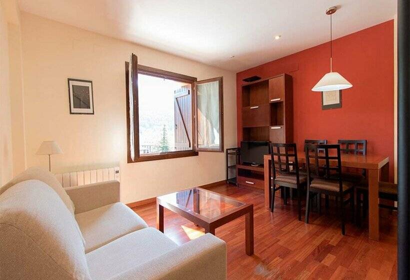 Apartamentos Villanua 3000