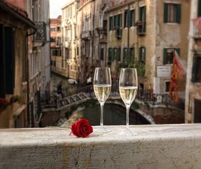 Fotos del hotel Ai Cavalieri Di Venezia:  24