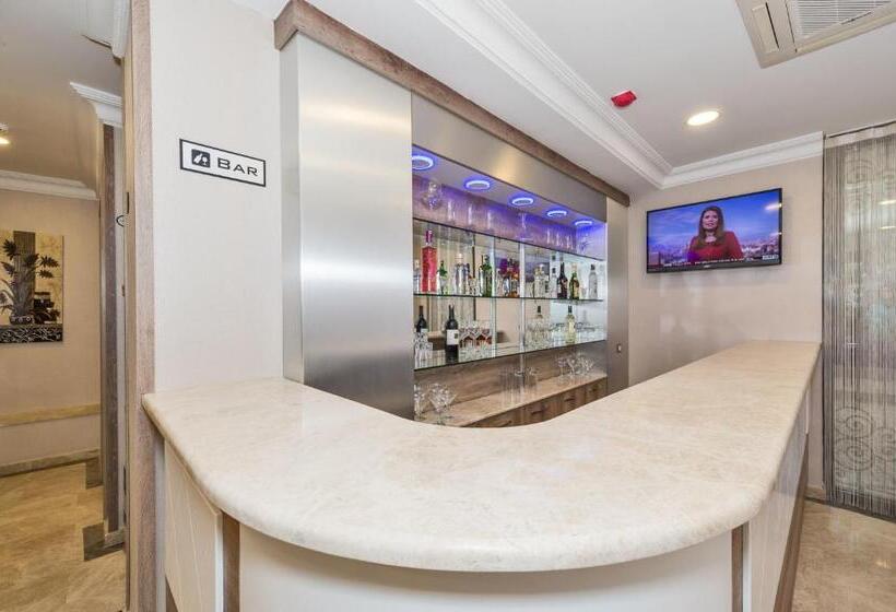 Fotos del hotel Alphonse:  11