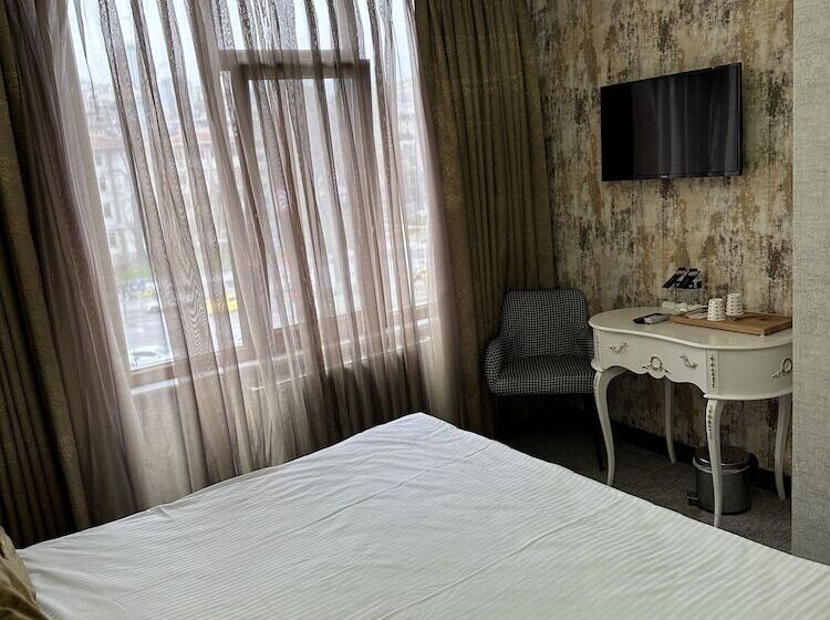 Fotos del hotel Port  Tophane:  10