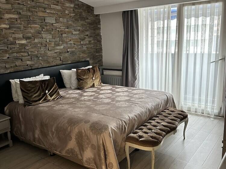 Fotos del hotel Port  Tophane:  32