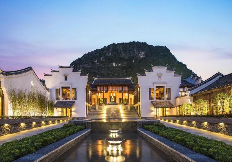 هتل Banyan Tree Yangshuo