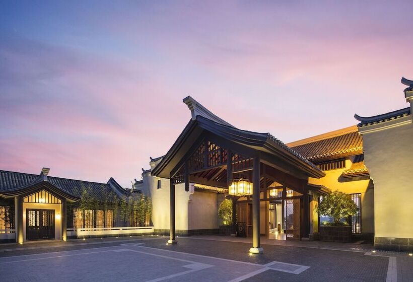هتل Banyan Tree Yangshuo