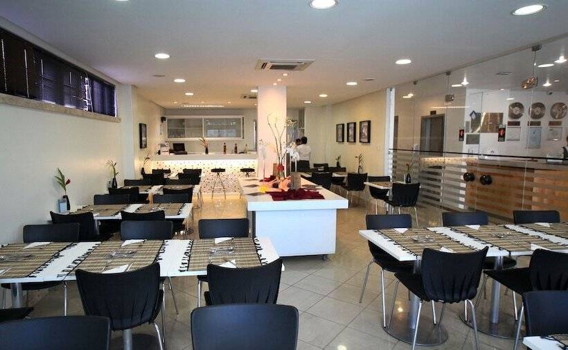 هتل Camaçari Plaza