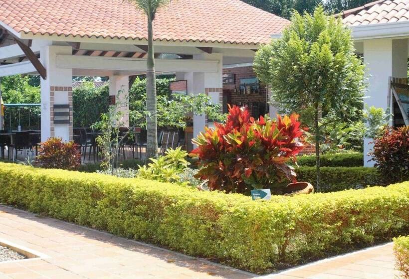 هتل Campestre Duranta