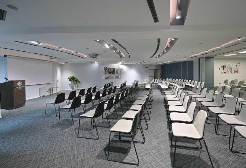 Doubletree By Hilton Hotel Yerevan City Centre