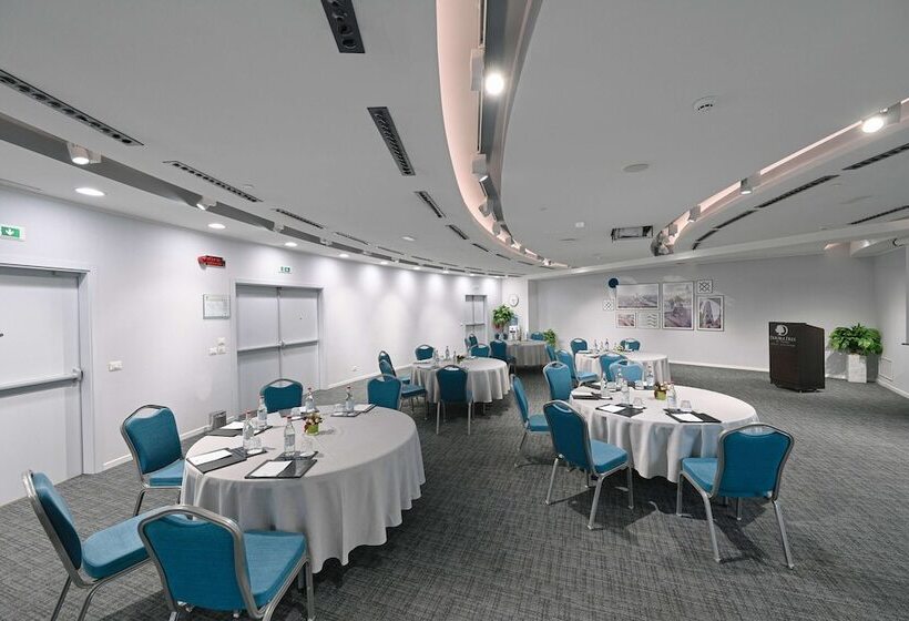 Doubletree By Hilton Hotel Yerevan City Centre