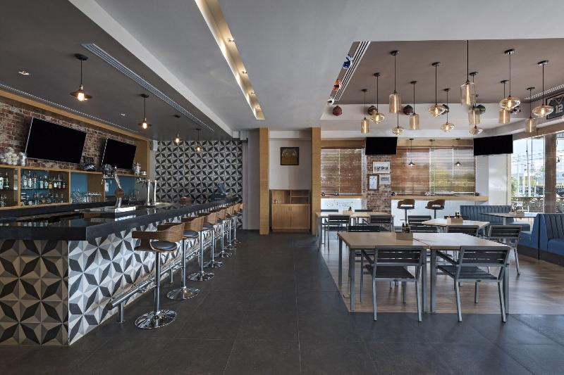 酒店 Four Points By Sheraton Cancun Centro
