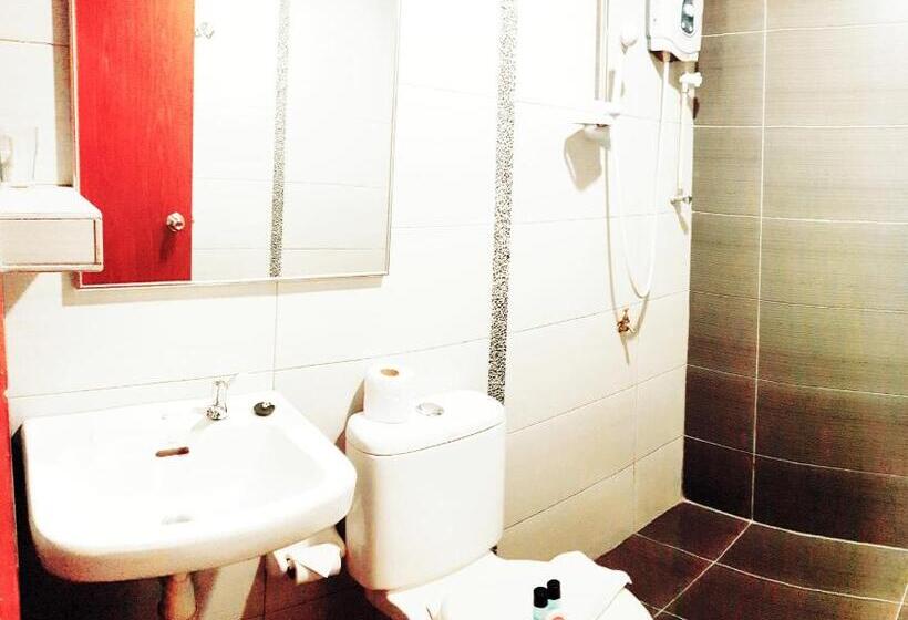 Fotos del hotel Golden Court   Tun Abdul Razak:  33