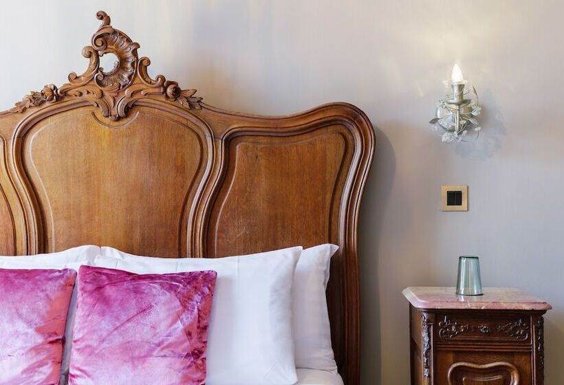 Fotos del hotel Jolyon S Boutique:  15 Fotos del hotel Jolyon S Boutique:  15