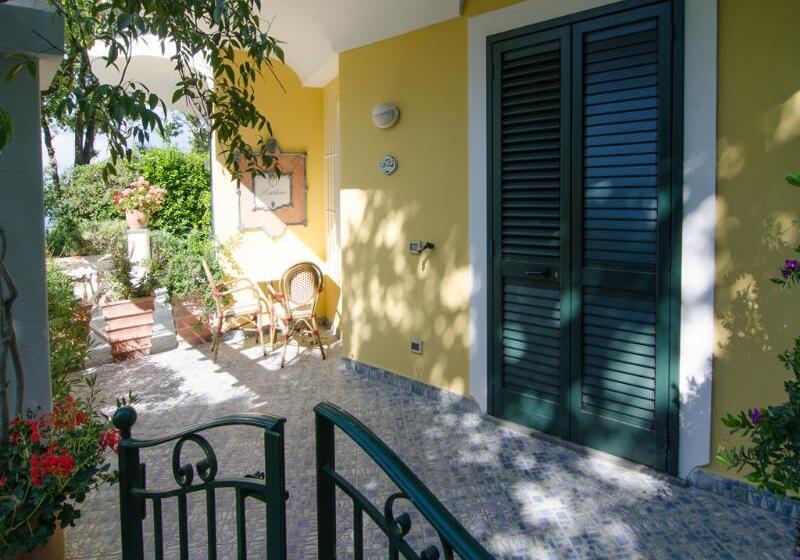 La Capannina   Hotel & Apartments