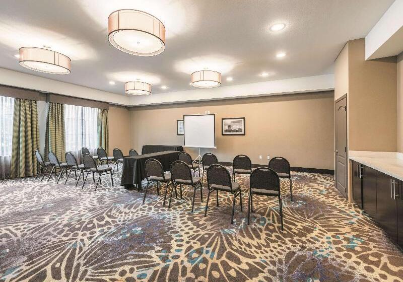 هتل La Quinta By Wyndham Tyler   University Area