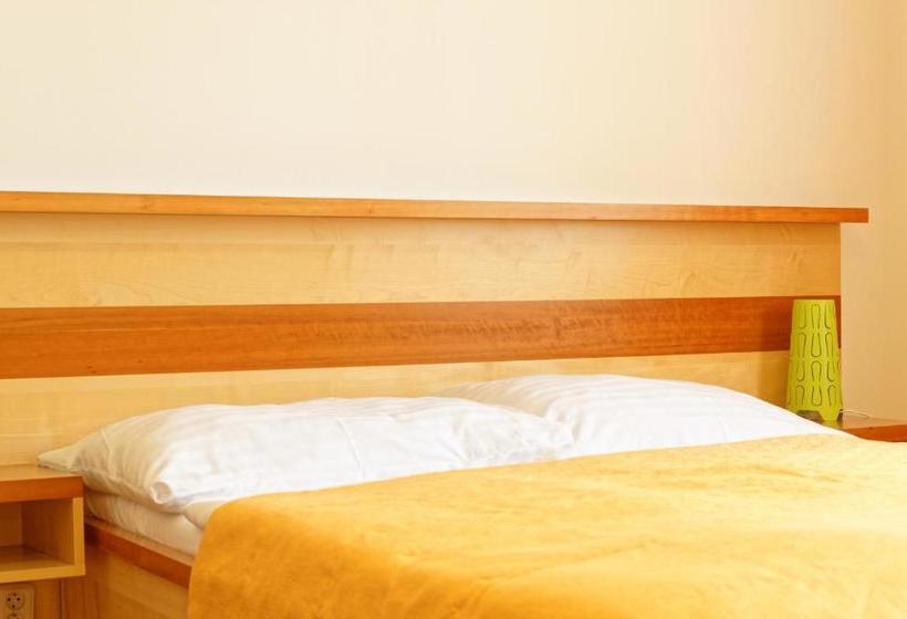 Fotos del hotel Lavanda  & Apartments Prague:  2