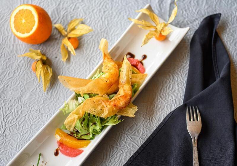 호텔 Hôtel Restaurant Les Collines