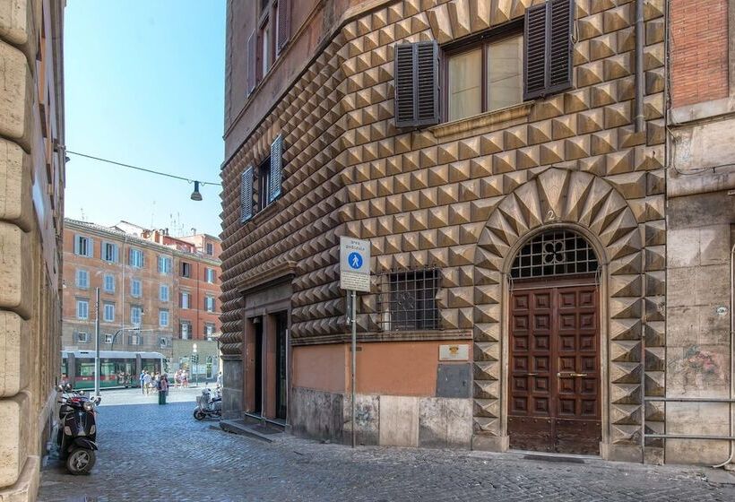 هتل Pantheon Caesar Relais