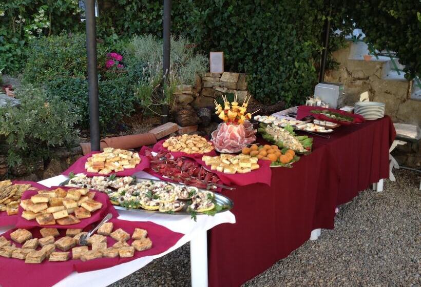 هتل Ristorante Il Caminetto