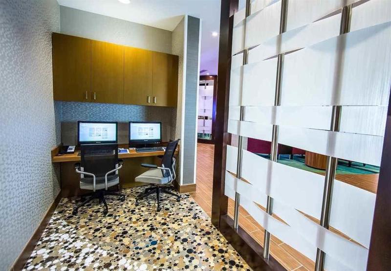 هتل Springhill Suites Lumberton