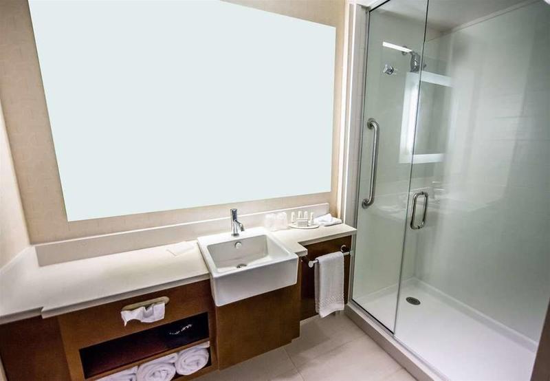 هتل Springhill Suites Lumberton