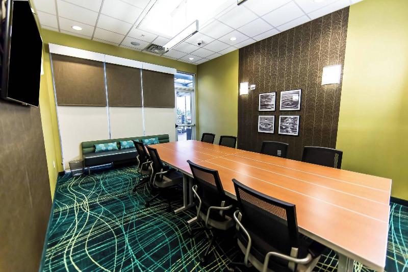 هتل Springhill Suites Lumberton