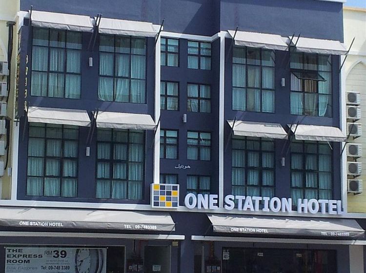 Hotel The One Station