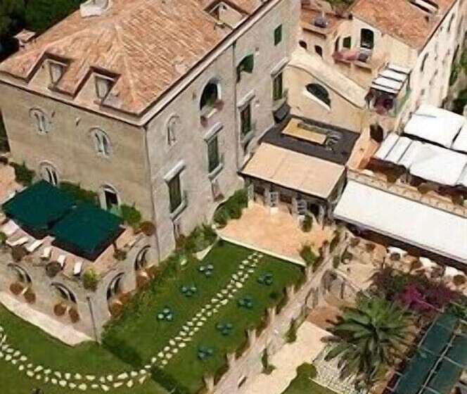 هتل Villa Cimbrone