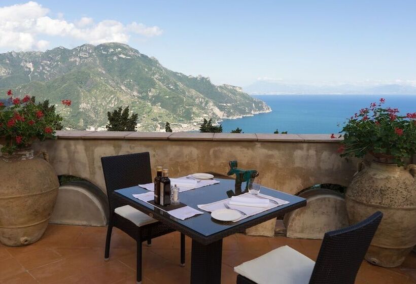 هتل Villa Cimbrone