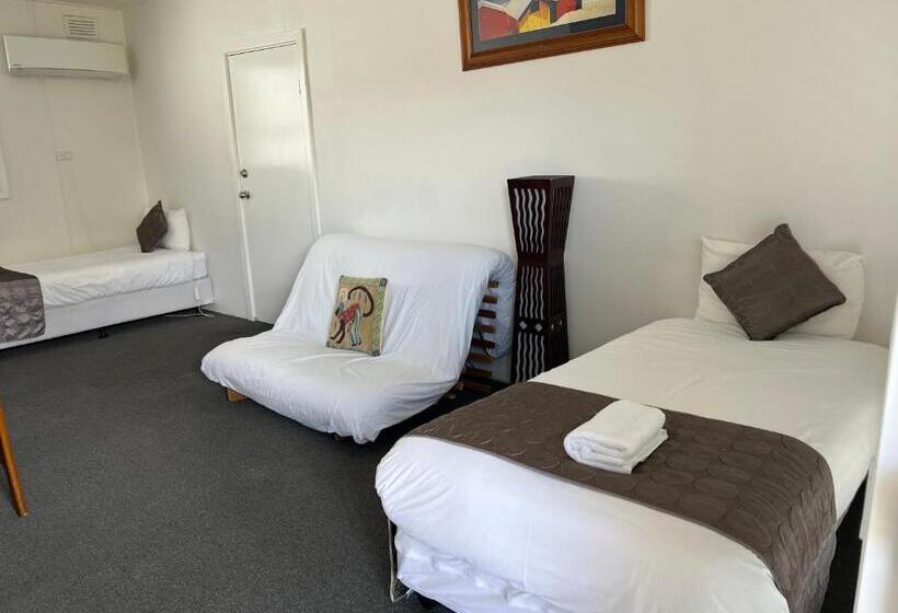 Mornington Motel