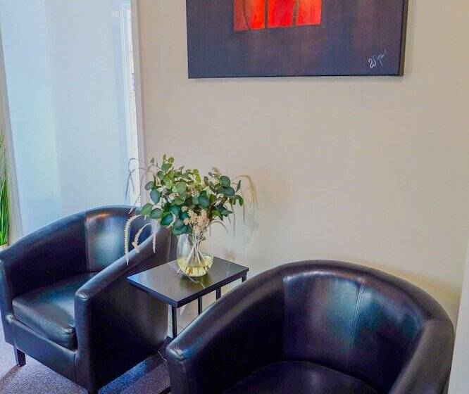فندق على الطريق Abbotsleigh Motor Inn