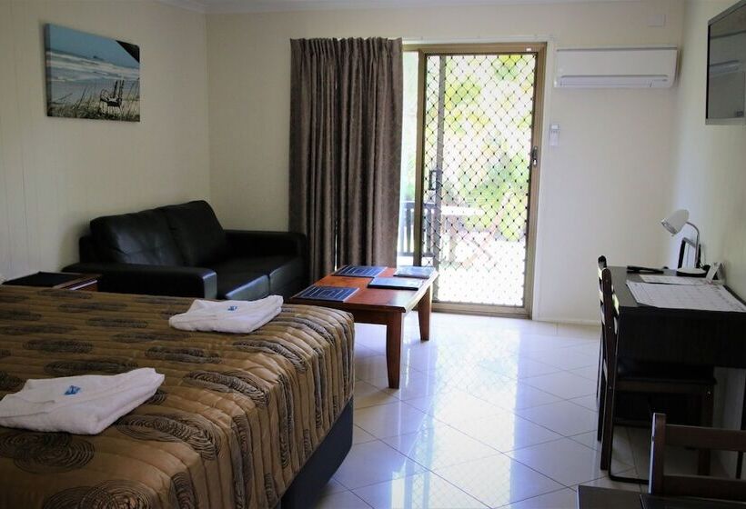 מוטל Pacific Palms Motor Inn
