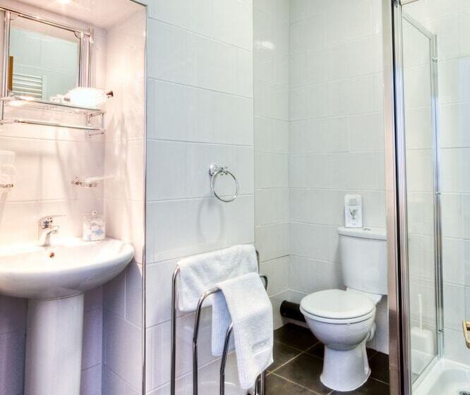 펜션 Tower House Executive Guest House
