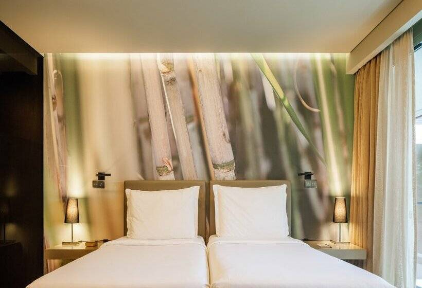 Saccharum Resort