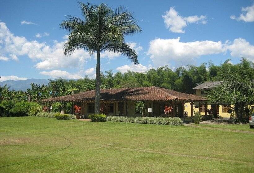 هتل Finca La Marsellesa