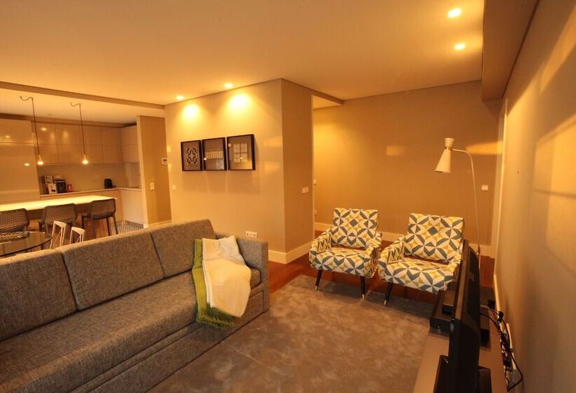 هتل New Oporto Apartments   Cardosas