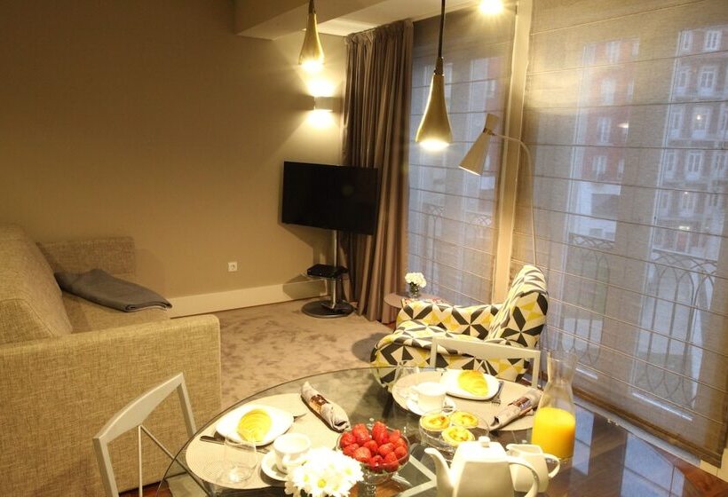 هتل New Oporto Apartments   Cardosas