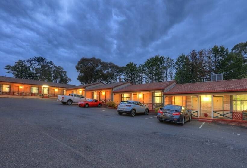 Alluna Motel