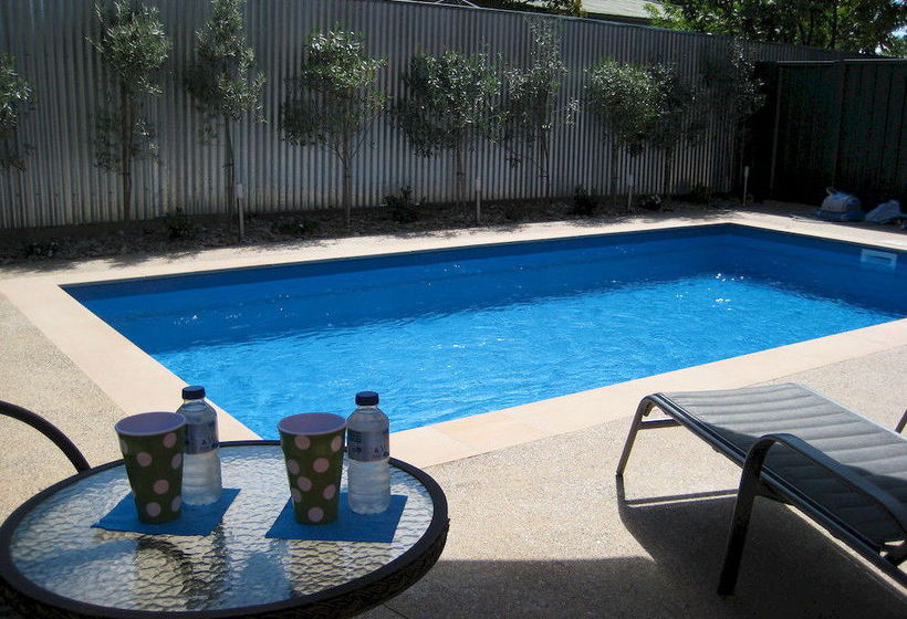 مبيت وإفطار Finches Country Guesthouse Hotel Beechworth