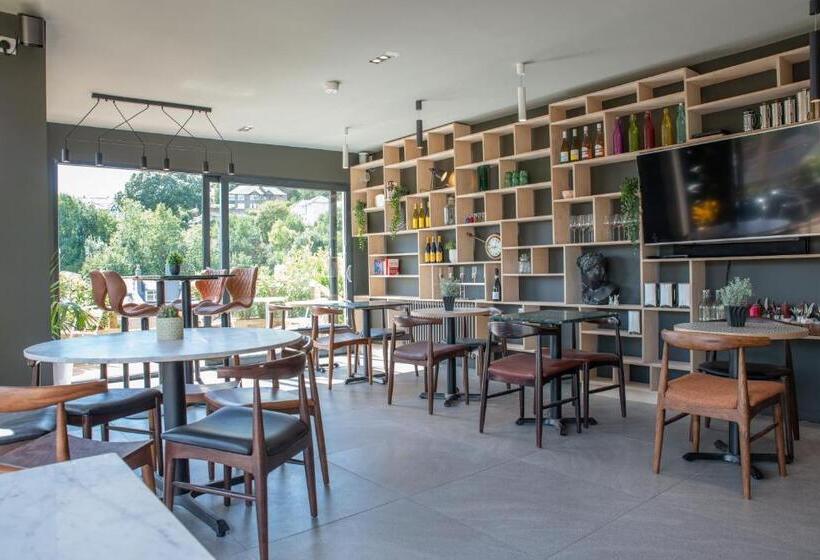 민박 Rockmount Rooms & Apartment