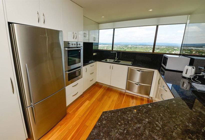 Broadwater Shores Waterfront Apartments