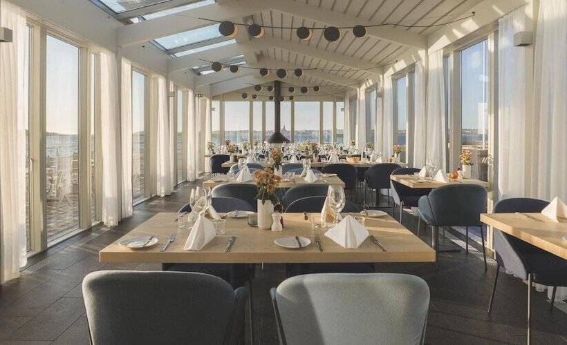 Gullmarsstrand Hotell & Konferens