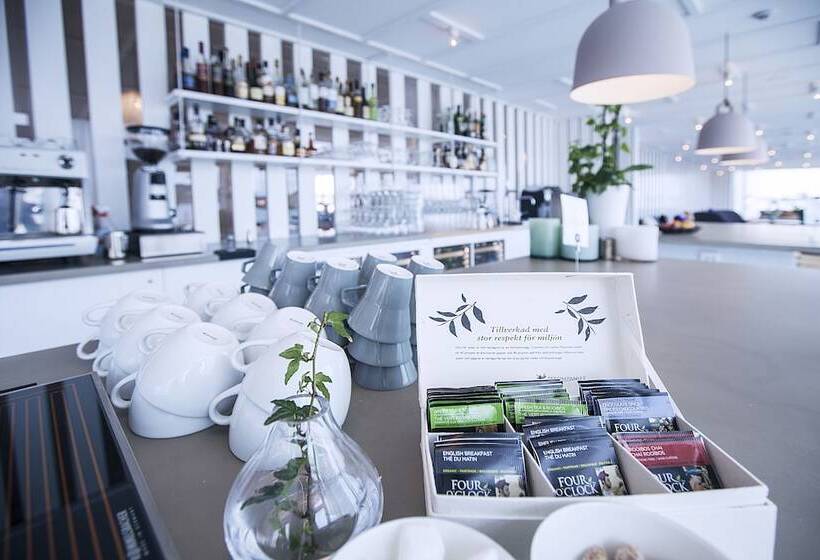 Gullmarsstrand Hotell & Konferens