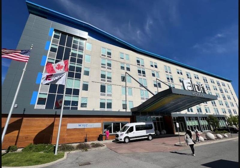 ホテル Aloft Buffalo Airport