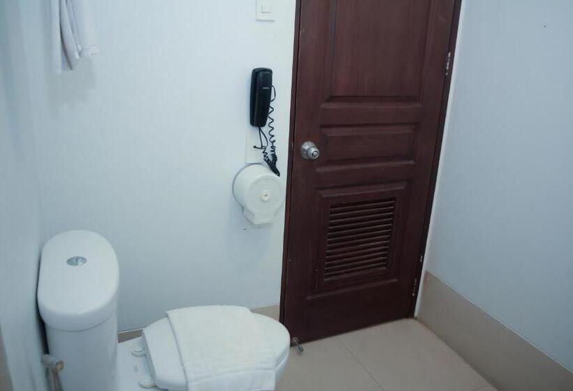هتل Casablanca Suites Near Airport