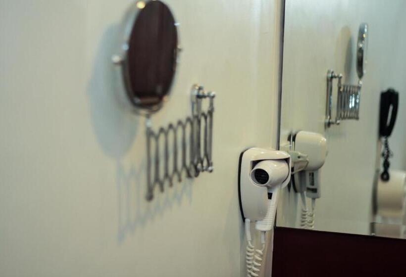 هتل Casablanca Suites Near Airport