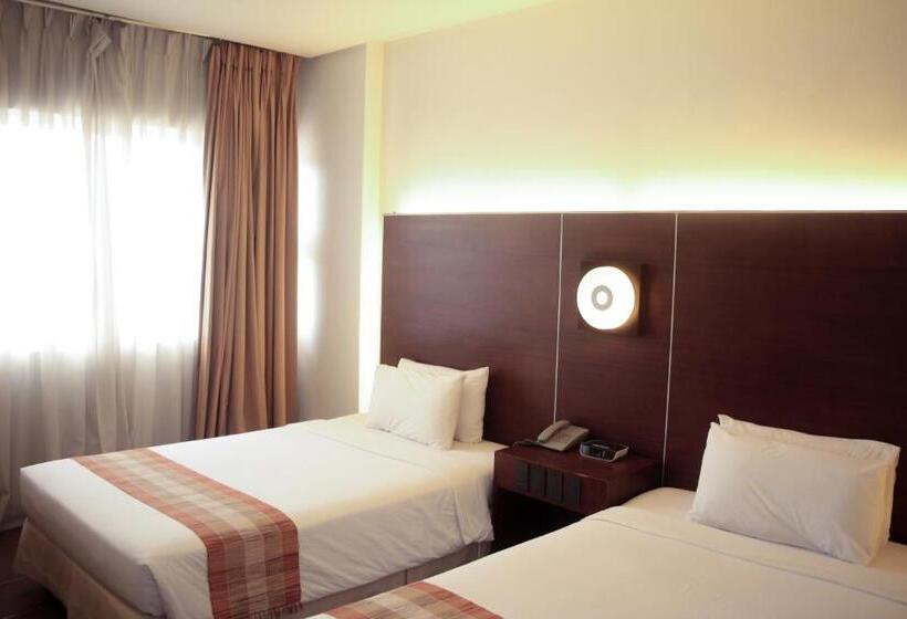 هتل Casablanca Suites Near Airport