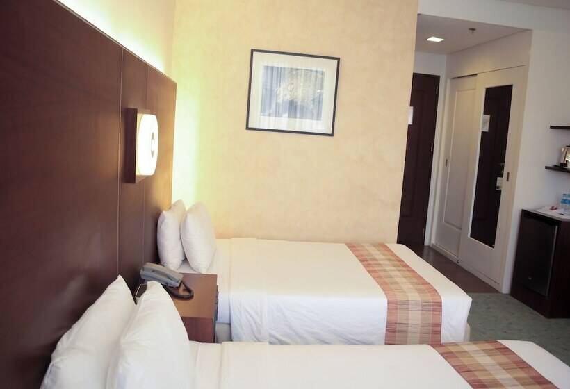 هتل Casablanca Suites Near Airport