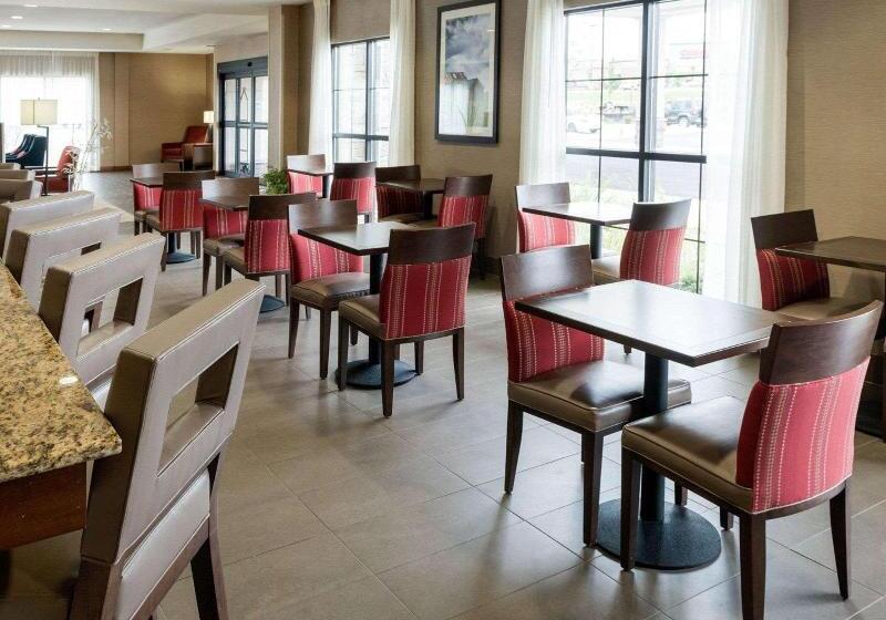 هتل Comfort Inn & Suites West   Medical Center