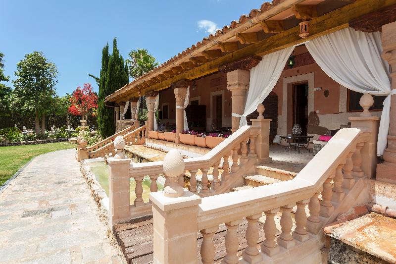 فندق Es Revellar Art Resort  Adults Only