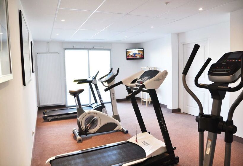 فندق Golden Tulip Nantes Carquefou Suite