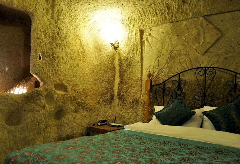 Hotel Hills Cave