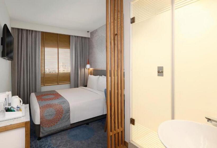 هتل Holiday Inn Express Pune Pimpri, An Ihg
